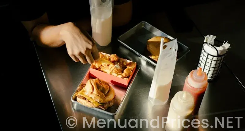 Chuck e Cheese menu and prices