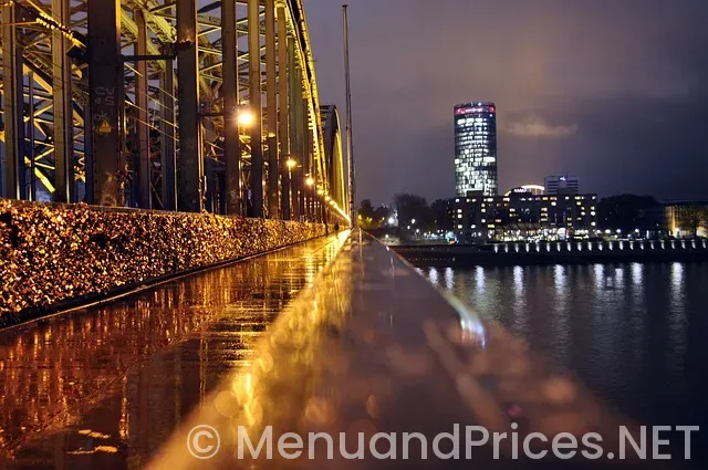 Encore hotel room service menu