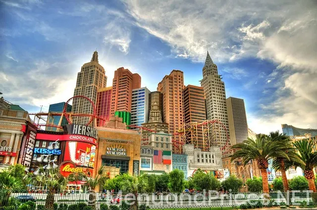 Fontainebleau las vegas pool menu