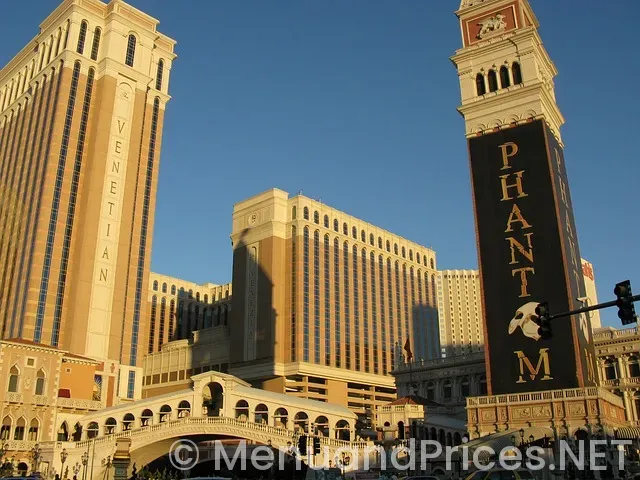 Fontainebleau las vegas pool menu