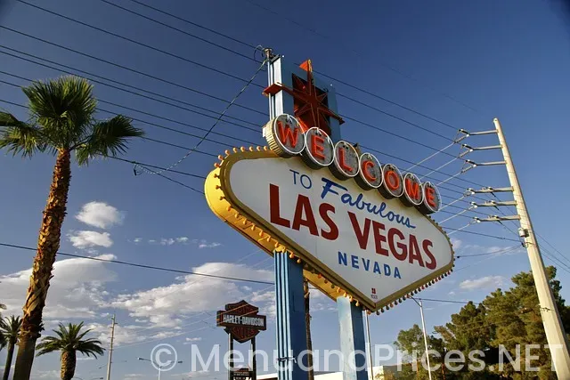 Fontainebleau las vegas pool menu