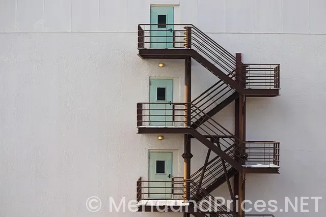 Norwegian escape restaurant menus