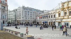 What type of menu do most fast food restaurants use