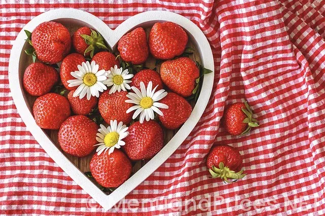 Can my friend use my aaa