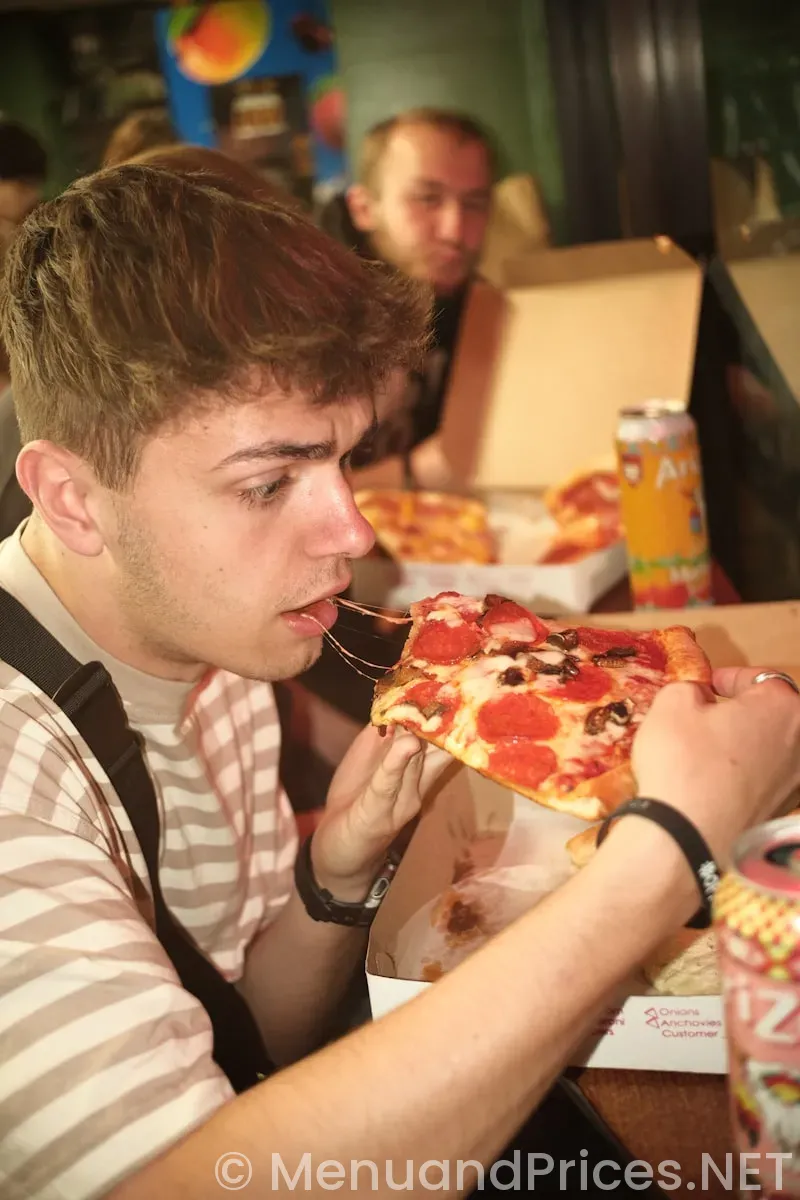 Hungry howie's pizza durand mi 48429