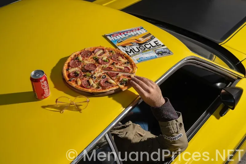 Hungry howie's pizza freeland mi