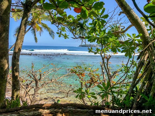 Kauai Through Toddler Eyes 22 North Shore coastal view