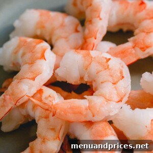 Close up of boiled shrimp, a healthy and quick seafood option.