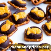 Goldfish Chocolate Crunchies 6 A selection of delicious chocolate Goldfish cracker bites, showcasing the different components.